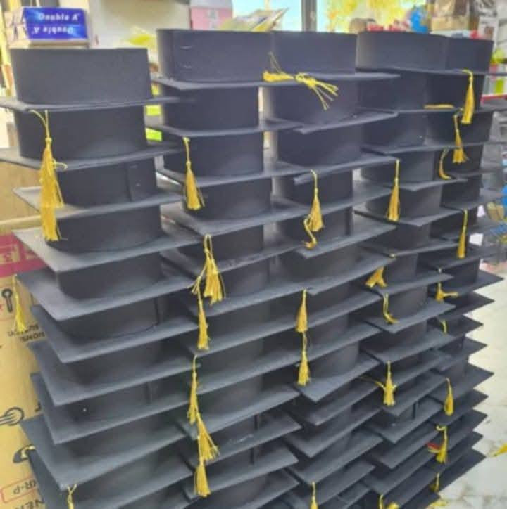 جديد 
  🎩🎩🎩🎩توفر زي تخرج كامل كافة المراحل 
    أسعار مختلفه والوان متوفر 

🌺🌺🌺🌺🌺لايوجد طباعه
 
  للحجز مراسله خاص


**إذا كنت صاحب هذا الإعلان وتريد حذفه لأي سبب، رجاءا أرسل رسالة إلى الدعم الفني**