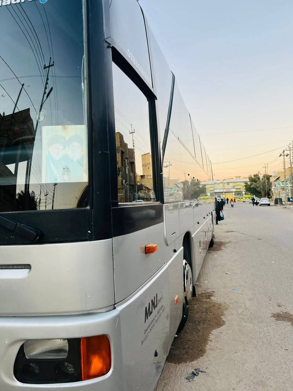 للبيع مكان سياره ناصرية جاهزة من كلشي ***********
