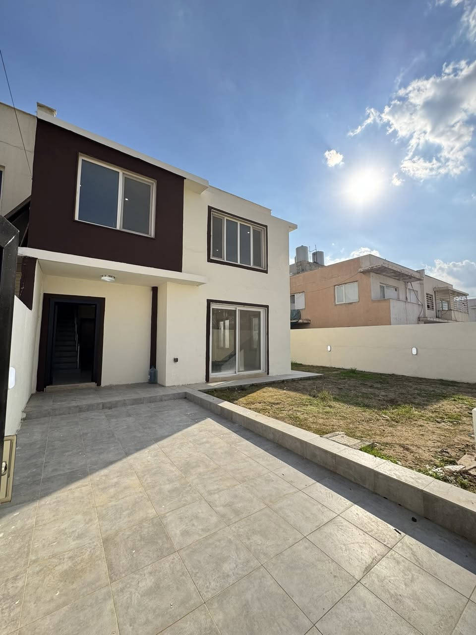 🌷#عرض_جديد_ورقي🌷
🌷#دارللبيع_في_اربيل

🌷في مجمع #اوزال_ستي

🌷#ملاحظة_لدار_سعر_مناسب في هذالمجمع

🌷مساحة الدار 172م يتكون لدار من (3) غرف نوم 

🌷وصالت عدد (1)ومطبخ #مجهز-بلكونترات

🌷وكراج وحديقه 

@@@@@@@@@@@@@@@@@@@@@@@

للمعلومات اكثر 
***********☎️
***********☎️
***********☎️
شركة باغى لاوان للاستثمار العقارى في اربيل
