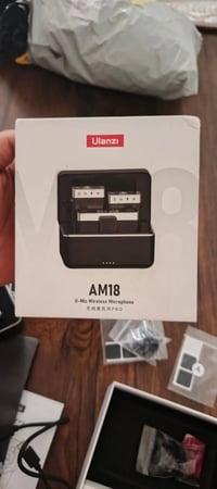 Ulanzi AM18 • مايك احترافي • صناع محتوى