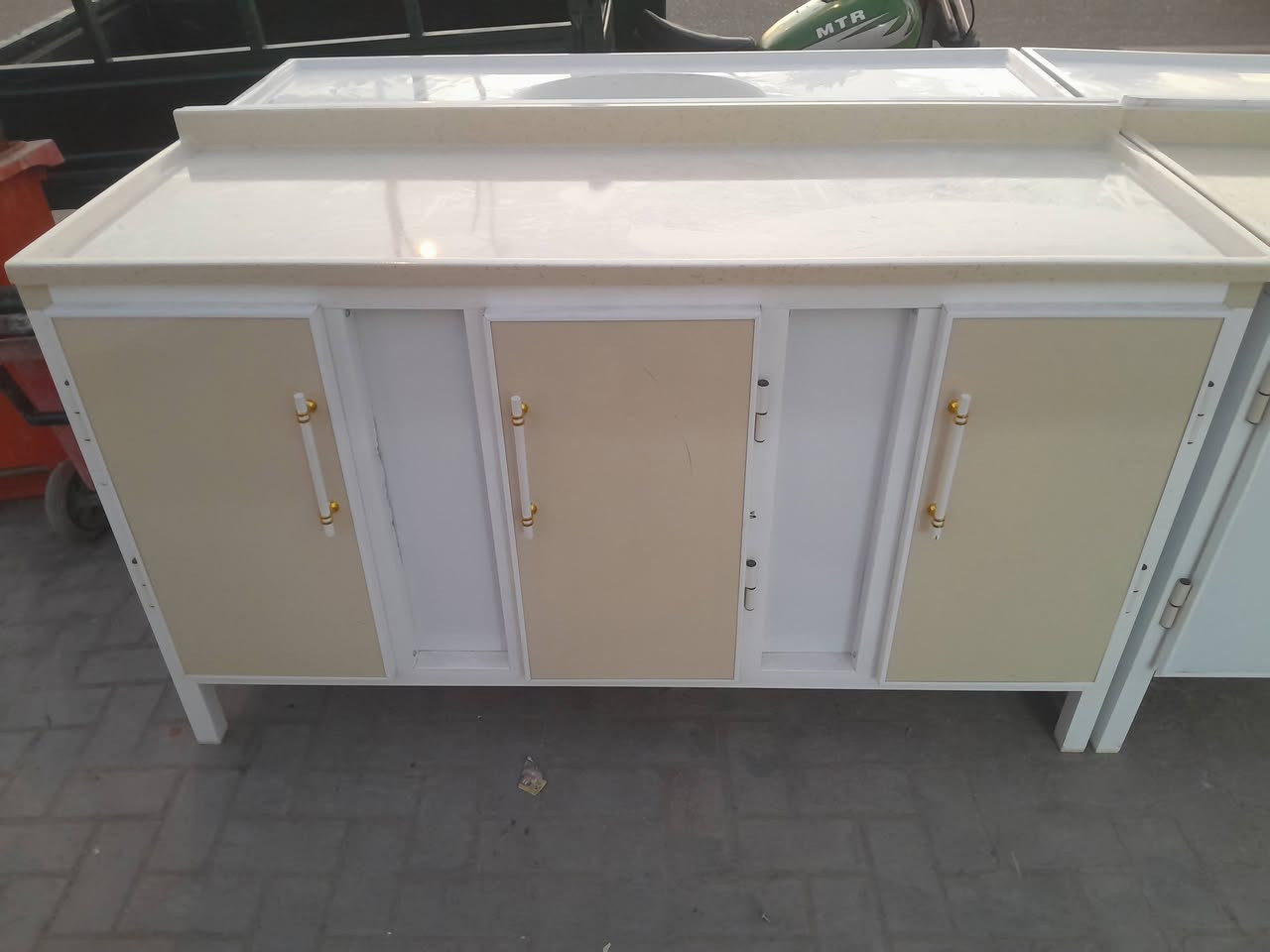 كلمن وسعره ***********
