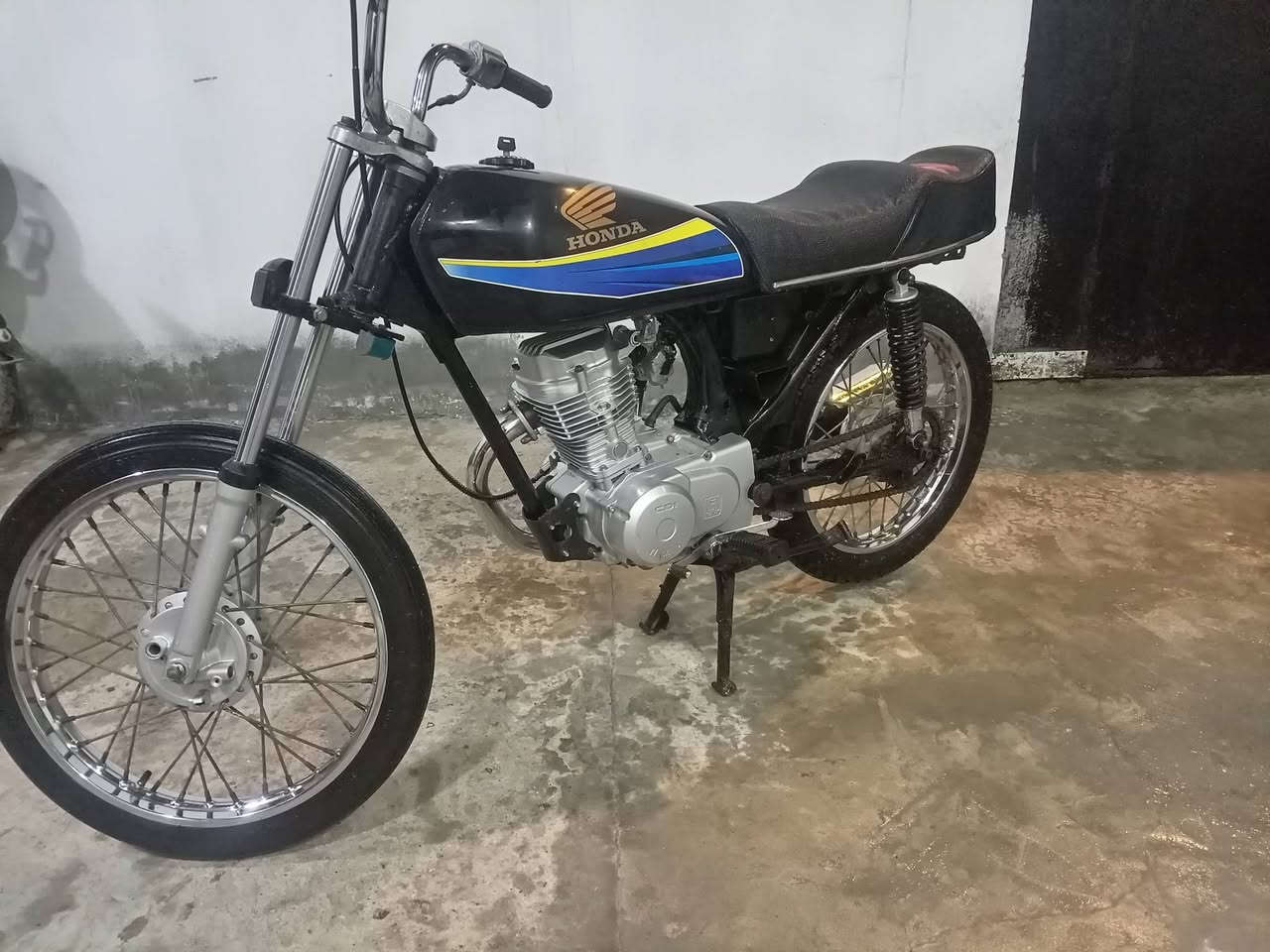 نامه ايراني دراجه جاهزه اوجديده بكاني ابو الخصيب كوت اثويني علمن ادوات رايدهه 500 اوبيهه مجال ***********
