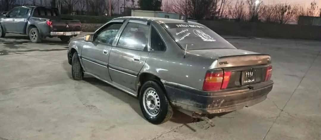 سەرەتا بەناوی خوا

ئۆپڵ ڤیکترا مۆدێل 1992 
مەکینە 20 گێڕ و مەکینە بە شەرت 
شاشە ئایپاد
سەیارەکە تا بڵێی توند و تۆڵە ماڵی دۆستە
گێڕ عادی ئاڕمی پلاستیک سلێمانی بەشەرت
سعری ١٦ و نیو تۆزێک معامەلە 
ژمارەی مۆبایل:***********
شوێن:چەمچەماڵ
ئەدمین❤️
