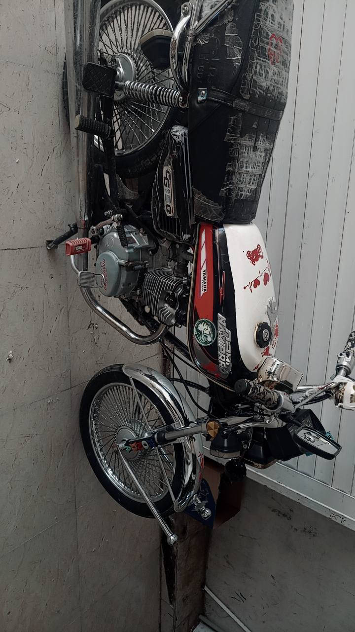 دراجه للبيع و مراوس هم يرهم
دراجه ما ناقصه شي كله شغال موديل 2020
سعره 400 شراي تعال خاص


**إذا كنت صاحب هذا الإعلان وتريد حذفه لأي سبب، رجاءا أرسل رسالة إلى الدعم الفني**