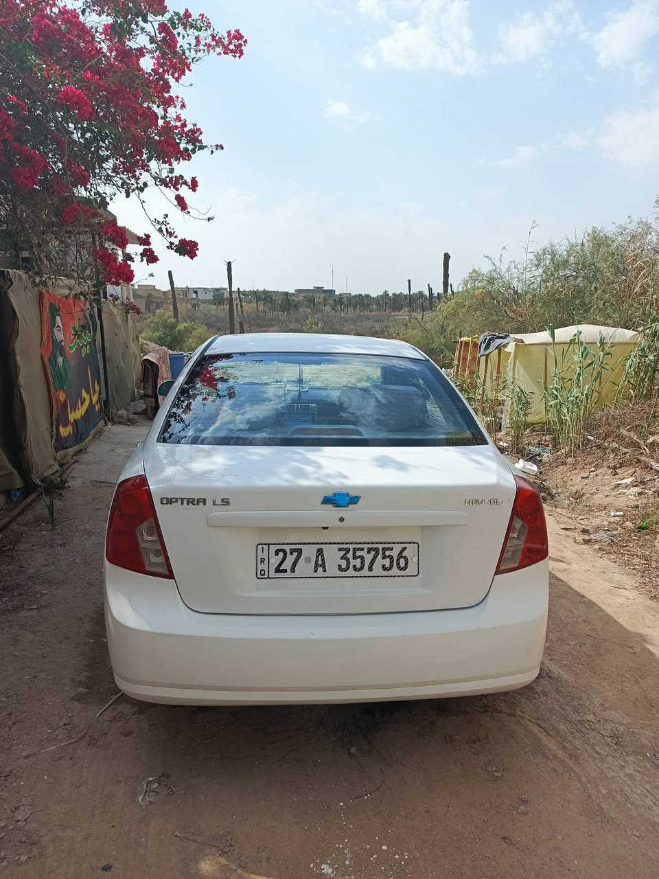 آلُـۜسلام عليكم للبيع سيارة اوبترة2011 رقم دولي
بسمي سيارة جاهزة من مكينة كير حدادية تخم تايرات جديده كهربائيات تحكم ستيرن شاشه 
تبريد ثلج وسيارة كلش حلوة غرفه جديدة السيارة احلة من الصور والسونار مالها موجود السعر 78 وبية مجال 
مكان السياره سوك الشيوخ 
***********
