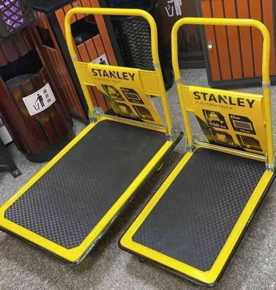 عربات خدمة مختلفة التخصصات والاحجام والموديلات
للحجز اتصل 
واتساب
***********
***********
***********
ساحة الاندلي مجاور مستشفى  بغداد الاهلي

واتساب
