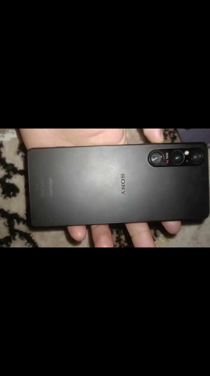 📱 للبيع: هاتف سوني Xperia 1 V (مارك 5) + لصق وكفر 

✨ المميزات:

- شاشة OLED بدقة عالية 4K مذهلة للأفلام واليوتيوب
- أداء قوي وسريع مناسب للألعاب والتطبيقات الثقيلة
- كاميرات احترافية بتقنيات سوني المعروفة للتصوير
- تصميم أنيق ونحيف مع جودة تصنيع عالية
- مناسب لعشاق التصوير وصناعة المحتوى

📦 الهاتف نظيف ومستخدم بعناية.
📍 للتواصل والاستفسار: على خاص
شباب مشكلة جهاز طبع ممبين سعر 300 وتوصيل مجاني 
رقمي ***********
