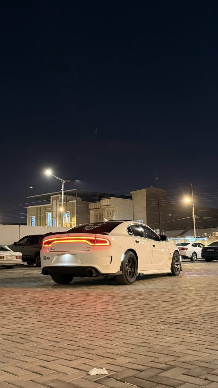 سلام عليكم حبايب 

للبيع او المراوس حسب الرغبه
 دودج تجارجر 2017 سكات باك ستروكر 

رقم بغداد  20170 باسمي 

فول مواصفات ماعده الرادار

الإضافات 

بستم مانلي 10+ over 

اويل بم هيلكات

ماين بيرنك ACL

لود بيرنك  ACL

كام كوستيم  ستيج 3

فيتبم 525 هيلكات

وبيه اضافات هواي
حادث اليساره
جاملغ وبنيد ومبدلات نفس اللون

ايرباك راجع سستم
حبايب سعر ع خاص لان اكو ناس ما تعرف بالسيارة وتكسر بسعرها 

سيارة حلوة وقوية كلش هواي 
مكاني البصرة 

وانا بخدمتكم ♥️
***********
