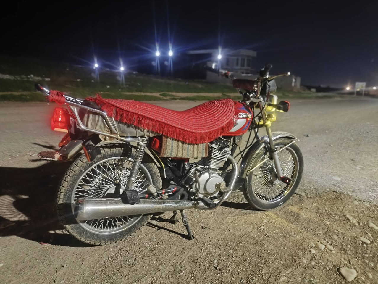 للبيع نامي برو محسن 
دراجه موديل 19 
كهربائيات كلة شغال تاير خلفي حامغ دبلات كشن تانكي كلة جديد 
مكينه ممفتوح 
مكينه خرسة 
سعر خاص رقم الهاتف ***********
