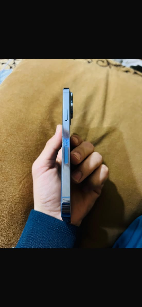 ايفون 13برو ماكس
تك
لون بحري 
نضافه١٠٠/١٠٠
بطارية ٩٧
ذاكره٢٥٦
السعر :٦٧٥
***********
