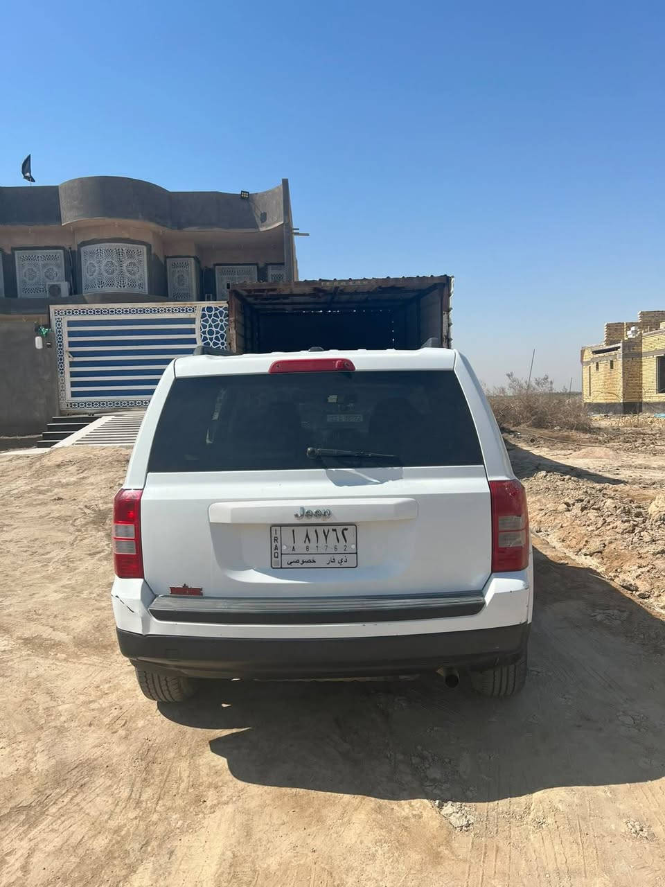 جيب باتريوت 16 ذي قار باسمي الحادث باب السائق وباب الصدر بيه بارد كما موضح بصورة داخل المنشور السعر 95 ورقه وبيه مجال العنوان سوق الشيوخ.***********
