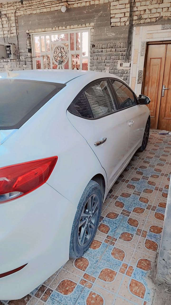 الانترا موديل ١٨ وراد مريكي سياره جاهزه محرك كير حداديه رقم بصره انكليزي سونار بالمنشور سعر ١٢٠ 
العنوان ذي قار شطره ***********
