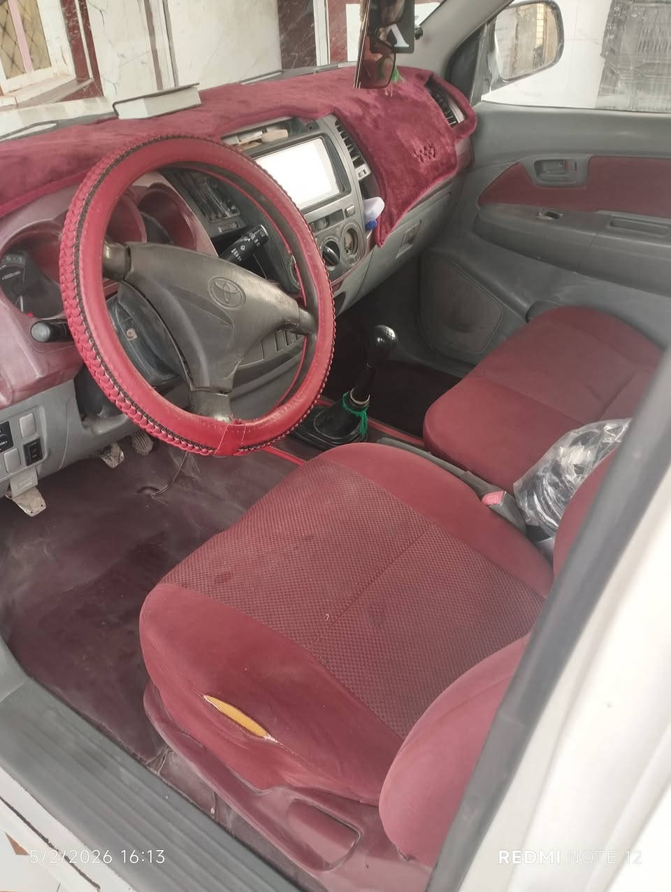 سلام عليكم فلاونزه للبيع موديل 6 شاصي 19 سنويه 28 رقم نكليزي بيه طخات وصبق مكانات سعر 110 وبي مجال البصره قضاء المدينة بني المنصور ***********
