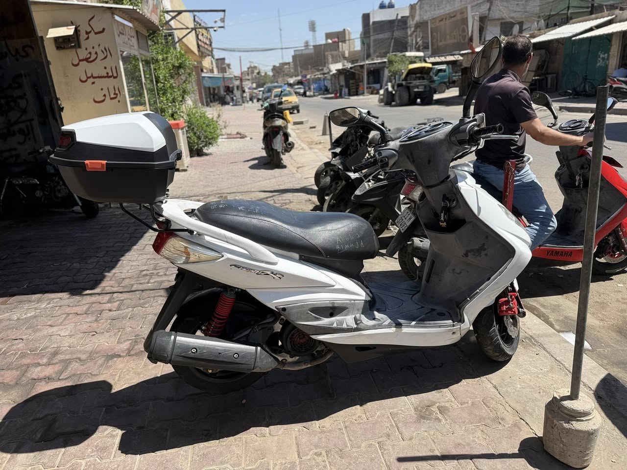 سلام عليكم
سكنس فحل للبيع كفاله عامه مال رمبه اذا لكيت برغي مفتوح ترجع ياباني قبغ نفخ ستاند حساس 
العنوان الوزيريه 
الرقم***********
