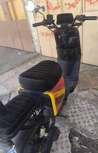 R11 • أحمر • ما بيه عيب