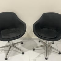 كراسي مكتبية   سعر الكرسيين معاً ١٠٠ الف   السعر ثابت قفل 🔒   _غير شام...