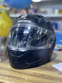 خوذة • جديدة • مستعمله سبوع