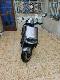 دراجه كهربائيه تايلك استخدام 7اشهر ملف2000 بطاريه ليثوم 72فلوت 45 امبي...