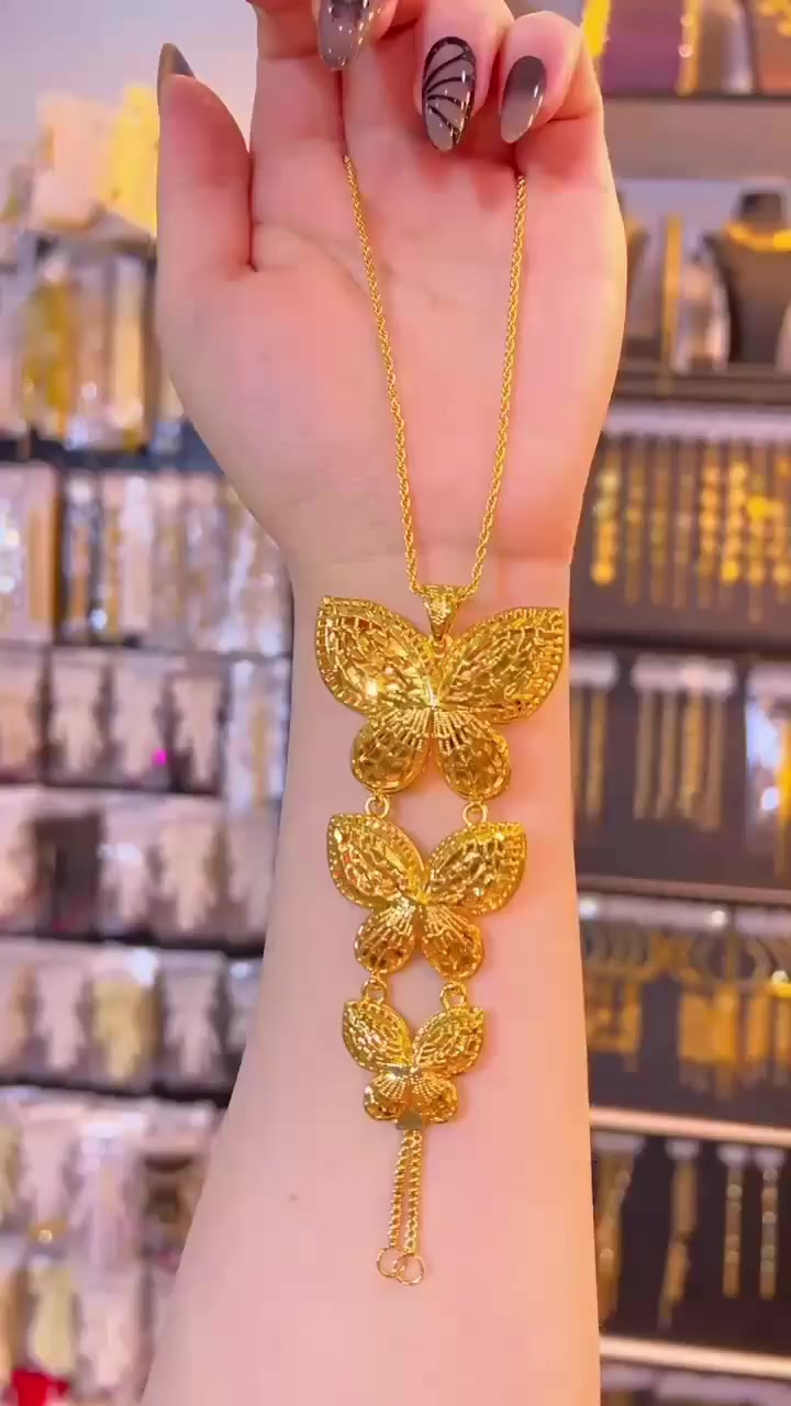 جمال السيتات.
تقليد الذهب. طلاء ثابت 💯 
ضمان بطلاء


**إذا كنت صاحب هذا الإعلان وتريد حذفه لأي سبب، رجاءا أرسل رسالة إلى الدعم الفني**