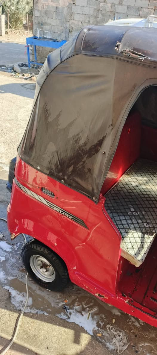 السلام عليكم TVS 2018اوراق شركة رتاج   تكتك جاهزه مانقصها شي  بدون تبخير ولا تنقيص  تخم تايرات جديدة  اي نقص مابيها السعر٢٩٠٠
***********
