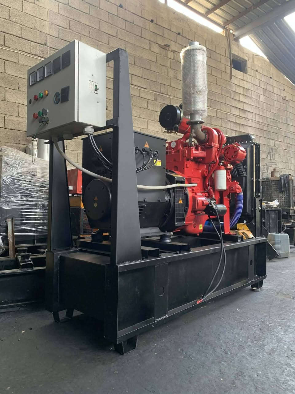 سلام عليكم مولده كمنز 4 سلندر سوبر 50 كيفي شرط حمل لا صرف ولا بخار العنوان اربيل صناعه شماليه يوجد توصيل جميع المحافظات 🚛🚛 / *********** واتساب
