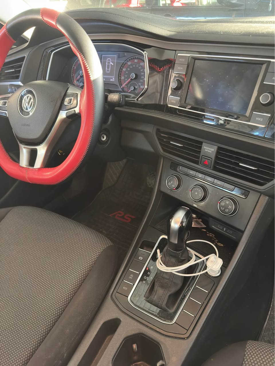 Jetta 2020
بێ صبغ و ضەربە
دوو قطعە تبدیل شریکە
سیارە 65 هزارا یا چوی
رقم و سنوی و طغم تایر جدید
سعر 140 وەرەقە و مجالەک بصیط
*********** دهوك, العراق
