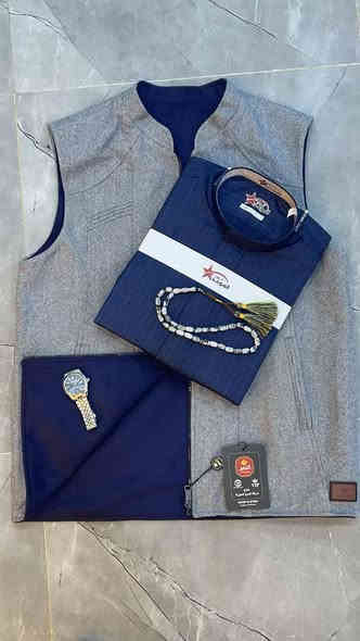 ✨ كشخة المسعودي للزي العربي ✨
👨‍💼 بإدارة أبو سيف المسعودي
نقدم لكم أفخم وأرقى مستلزمات الأناقة الرجالية الكلاسيكية:
🌟 تشكيلاتنا المميزة 🌟
• الدشداشة الرجالية الفاخرة
• العكل والشماغ
• اليلك ذو الوجهين
• الفروات الرجالية الشتوية
• شحاطات طبية مريحة
• تنسيقات مختلفة تناسب الذوق الكلاسيكي الراقي
📍 العنوان
الإمام عون (ع) - قرب أزياء كريم
📞 للاستفسار والتواصل
 الرقم:
***********
