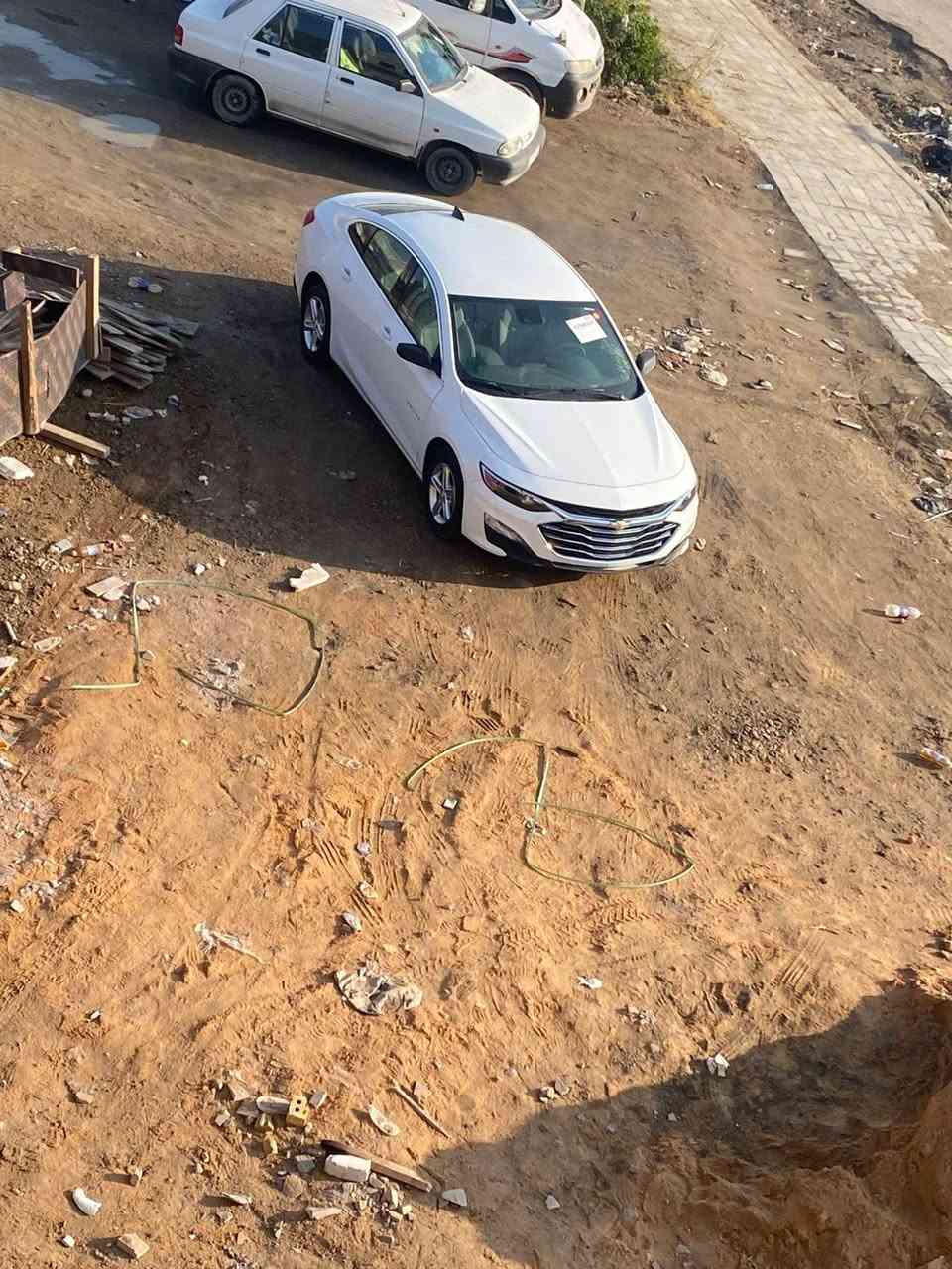 سلام وعليكم من رخصت مدير لكروب للبيع ماليبو موديل 2024مكينه (1500) تيربو ✈️ صبغ بنيد فقط بدون لغود شويه براس شااصي سياره جديده بمعنه لكلمه دخول جديد رقم شهداء مكان سياره بغداد الشعب لل ستفسار تصال *********** السعر 130
