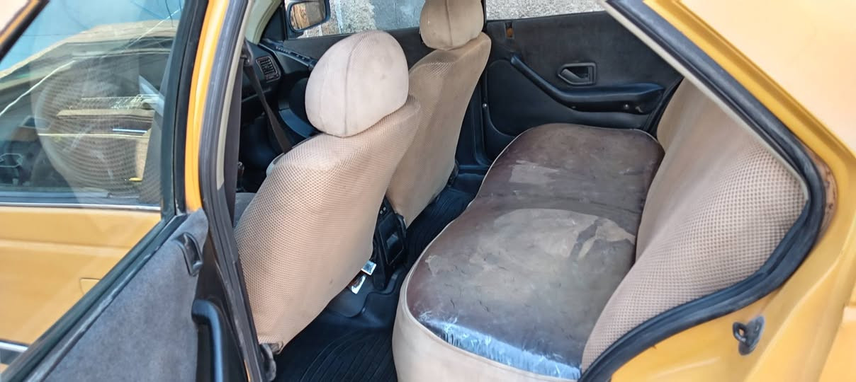 بيجور بارص موديل ١٥ سياره مبدل بيها باب السايق مدوشمه كامل ونظيفه مكان السياره بغداد الحريه مكينه لا تبخبر ولا تنقيص
***********
السعر ٣٥
