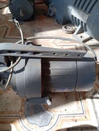 ماطور مكينة خياطه صناعيه ١ حصان  سنكل ٣٠٠٠دوره السعر ٤٥ ٠٧٧٢٢٨٥٦٩٩٦و٠٧...