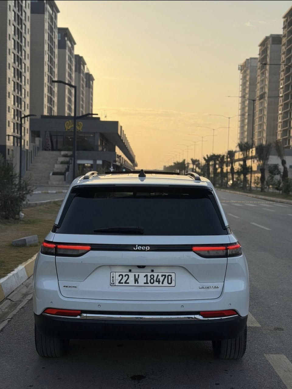 جيب لمتد 2023 5 راكب رقم اربيل
عداد السياره54 الف 
فول مواصفات عدا الجكات 
داخل عسلي  
بانو راما 
حساس امامي خلقي 
رادرات 
جنطه كهرباء شفط
شفتات استيرن
كشنات كهرباء ومساج
حادث جداً بسيط مثل مموضح بالصور 
السياره بدون يرباك بدون دواخل 
مكان السياره بغداد وصاحب السنويه ايضاً من بغداد 
رقم الهاتف ***********
