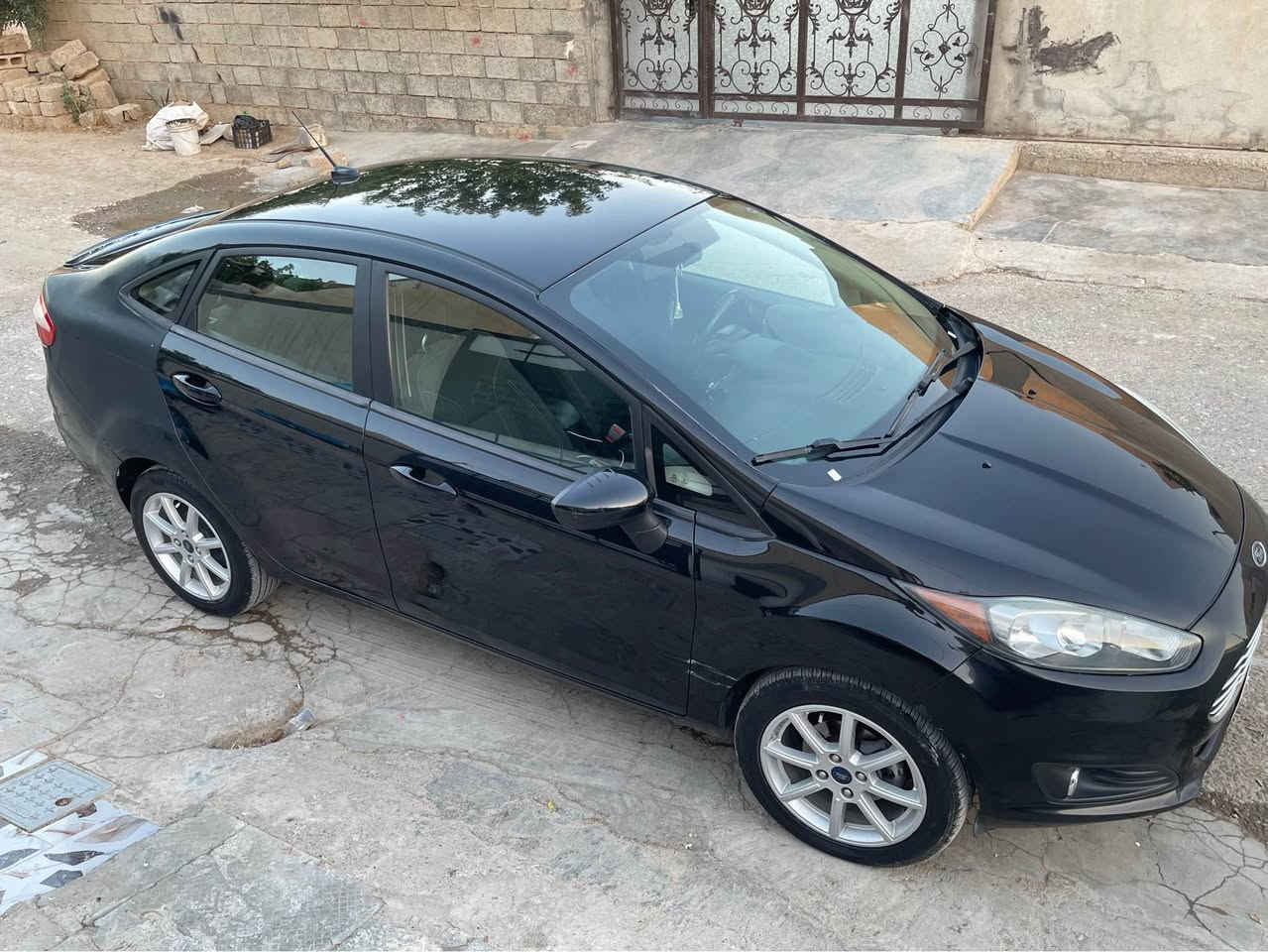 فورد فيستا ١٩ محرك كير بشرط كله بلادي سياره برغي ممبدل بي كله ع وضع شركه حتا بلكات شرك بجم كبس تبريد ثلج سياره باسمي ورقه بانزين بي كركوك سياره مال بيت ولاكلوب بلدشبول يشتغل سياره ع بلاد دعم بس جامع خلفي تاخذها وانت مطمن كركوك, العراق


**إذا كنت صاحب هذا الإعلان وتريد حذفه لأي سبب، رجاءا أرسل رسالة إلى الدعم الفني**