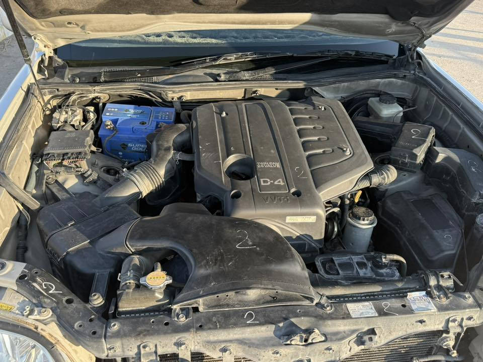 سياره ملكة للبيع (أدوات)قصة قمارة فقط موديل 2003 محرك ديفور الصغير كرستال امامي خلفي كشنات كهربائي برده خلفي وشاشة تدفئه وتبريد سياره جاهزه للاستفسار الاتصال بالرقم التالي

***********
