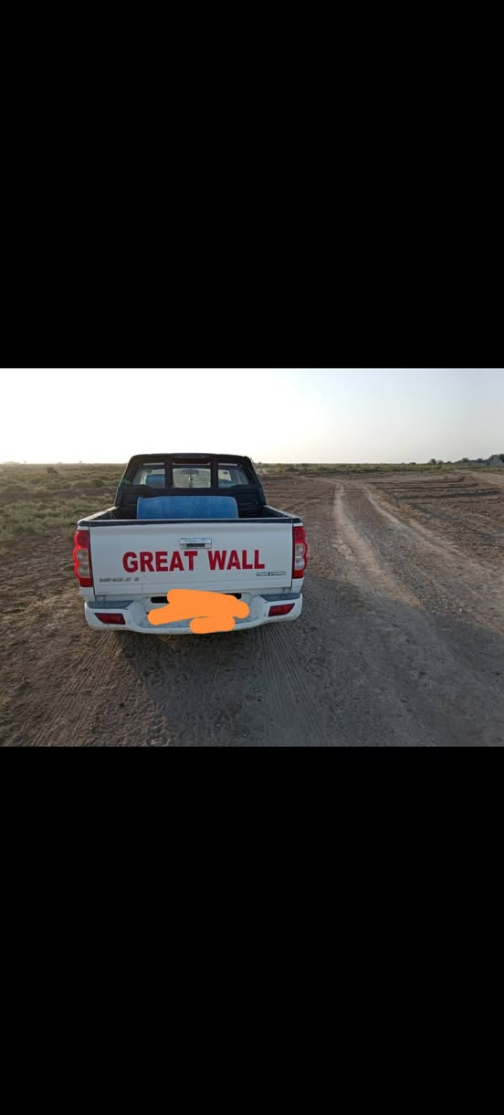 السلام عليكم سياره كريت ويل موديل 2016مكفوله كفاله عامه رقم نجف سنويه ل2027السعر 90ورقه وبيه مجال قليل المكان الناصريه قضاء الاصلاح الاستفسار الاتصال ع الرقم ***********
