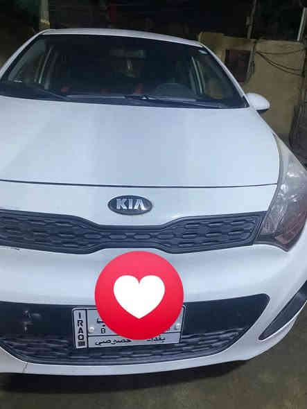 السلام عليكم 
١-نوع السياره (كيا_ريو)
٢-الموديل2013
٣- الوارد (امريكي ) ضربته بل بنيد 
٤-سعه المحرك ١٦٠٠
سياره نضيفه جداً وماشيه هواي استخدام السياره جداً قليل وكلشي نضيف بيه 
السعر (٨٥ ورقه)
***********
