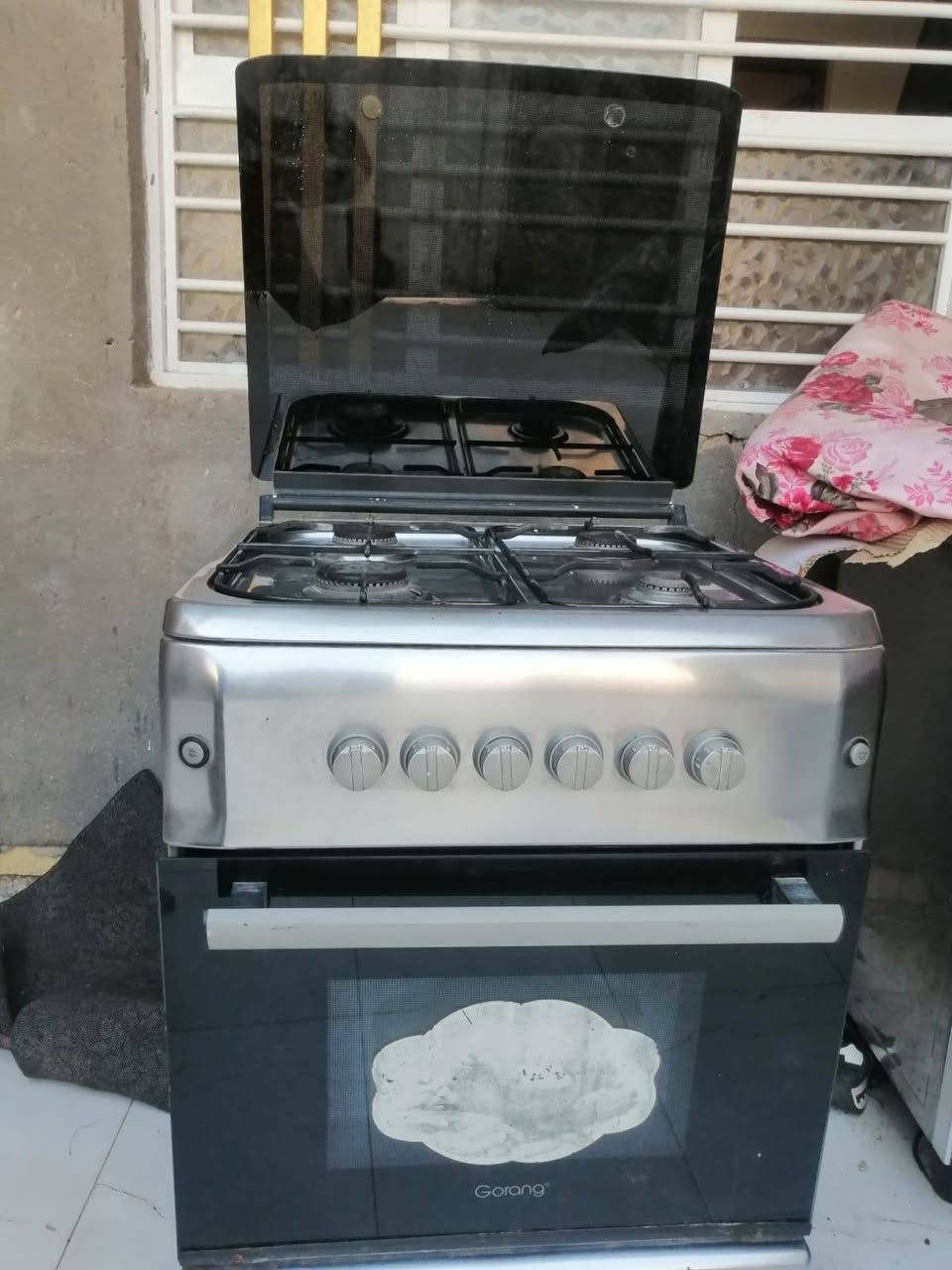 *للبيع طباخ غاز 4 عيون Gorang*

الفرن: شغال 100% + شبكة وصينية
العيون: الأمامية شغالات، الخلفية تحتاج تصليح بسيط
الحالة: ستيل نظيف + غطاء زجاج

*السعر: 70 ألف دينار وبيه مجال بسيط*
*المكان: الكوت*
*للتواصل: ************

الجادين فقط يتصلون
---

