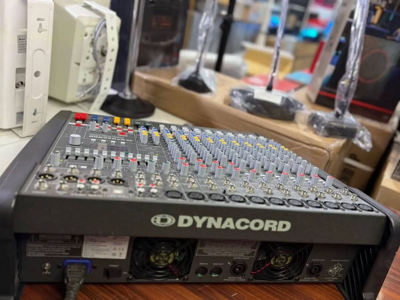 بسم الله الرحمن الرحيم 
اللهم صلِ على محمد وال محمد 
وعجل فرجهم والعن عدوهم 
...
#عرض
جهاز داينكورد حجم (1000)
السعر أربع اوراق....
للتفاصيل الأتصال على الرقم ادناه...

***********
