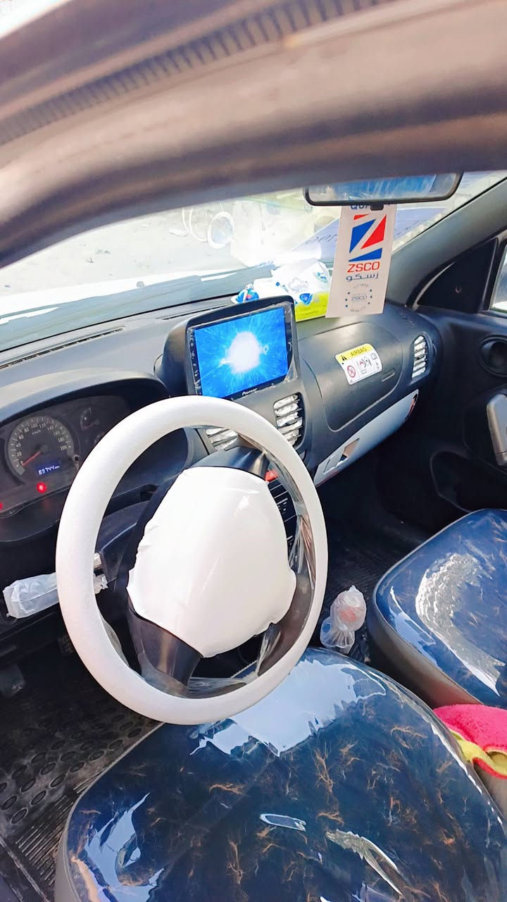 السلام عليكم ساينا موديل 2022 قطع مباشر باقي عليها سنه وصير حره مخصص رقم بس مامدفوع ماشيه  89 بي ضربة بالجامع الايسر والباب الايسر باقي جاهزه السياره شاشه حساس كامره تبريد كله شغال العنوان ديوانيه السعر 30 وبيها مجال وهذا رقمي مامتواجد على فيس ***********
