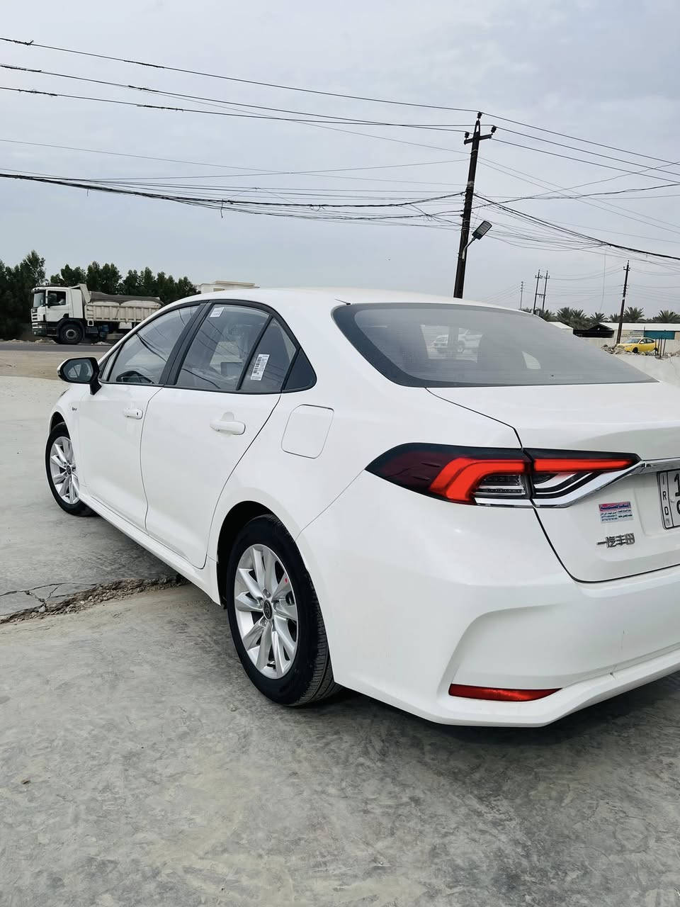 السلام عليكم
لبيع كورلا هايبرد 2025 شكل الخليجي 
رقم بغداد الجديد تحويل مباشر بسمي 
مكفوله كفاله عامه من بارد صبغ 
المواصفات 
كشنات جلد // بصمه ابواب // بصمه تشغل // سلايت // سايد بريك كهرباء //اوتو هولد // تبريد قطعتين // تبريد شاشه // 
تحديد مسار // رادار امامي // كامره خلفيه 
معروف مواصفات الكورلا 
مكان السيارة بغداد 
ماشيه ((10)) KM
السعر (158)وبيها مجال 
الاتصال ‭ ‭0775 271 6995‬
