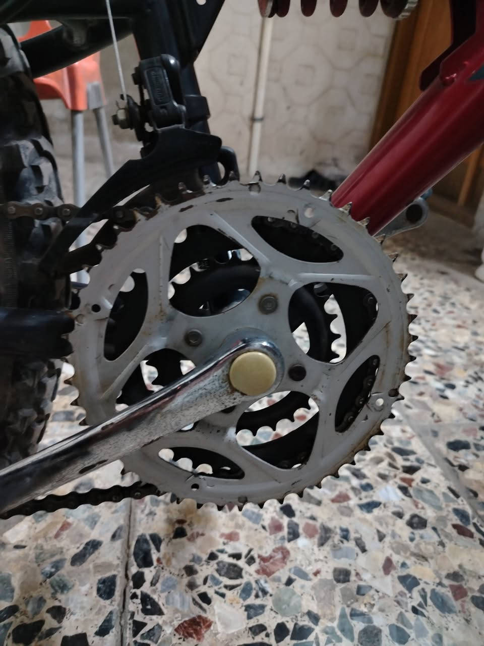 للبيع بايك بالة ياباني ماركة شركة بينتون فورملة ١
العالميةالحجم M، الدراجة بلادي تسلسل واحد كاملة مكملة الأمامي ٣ نمر الخلفي
٧نمر تاير مع الجوب جديد البريك نوع مخدة
شغال بالمكان، العنوان القاهرة الثانية محلة ٣٠٩ خلف ثانوية الرافدين للبنات
السعر & ٢٠٠ الف.


**إذا كنت صاحب هذا الإعلان وتريد حذفه لأي سبب، رجاءا أرسل رسالة إلى الدعم الفني**