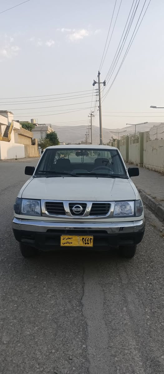 نیسان پیکاب
مۆدێل :2002
ئاڕم هەولێر 
نرخ : 75 و مامەڵە

ژمارەی خاوەنی : ***********
