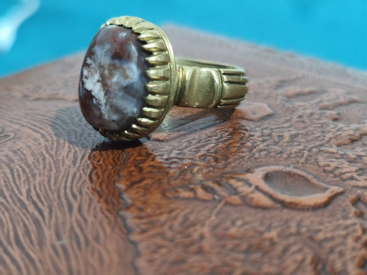 السلام عليكم شباب خواتم للبيع السعر خاص ***********
