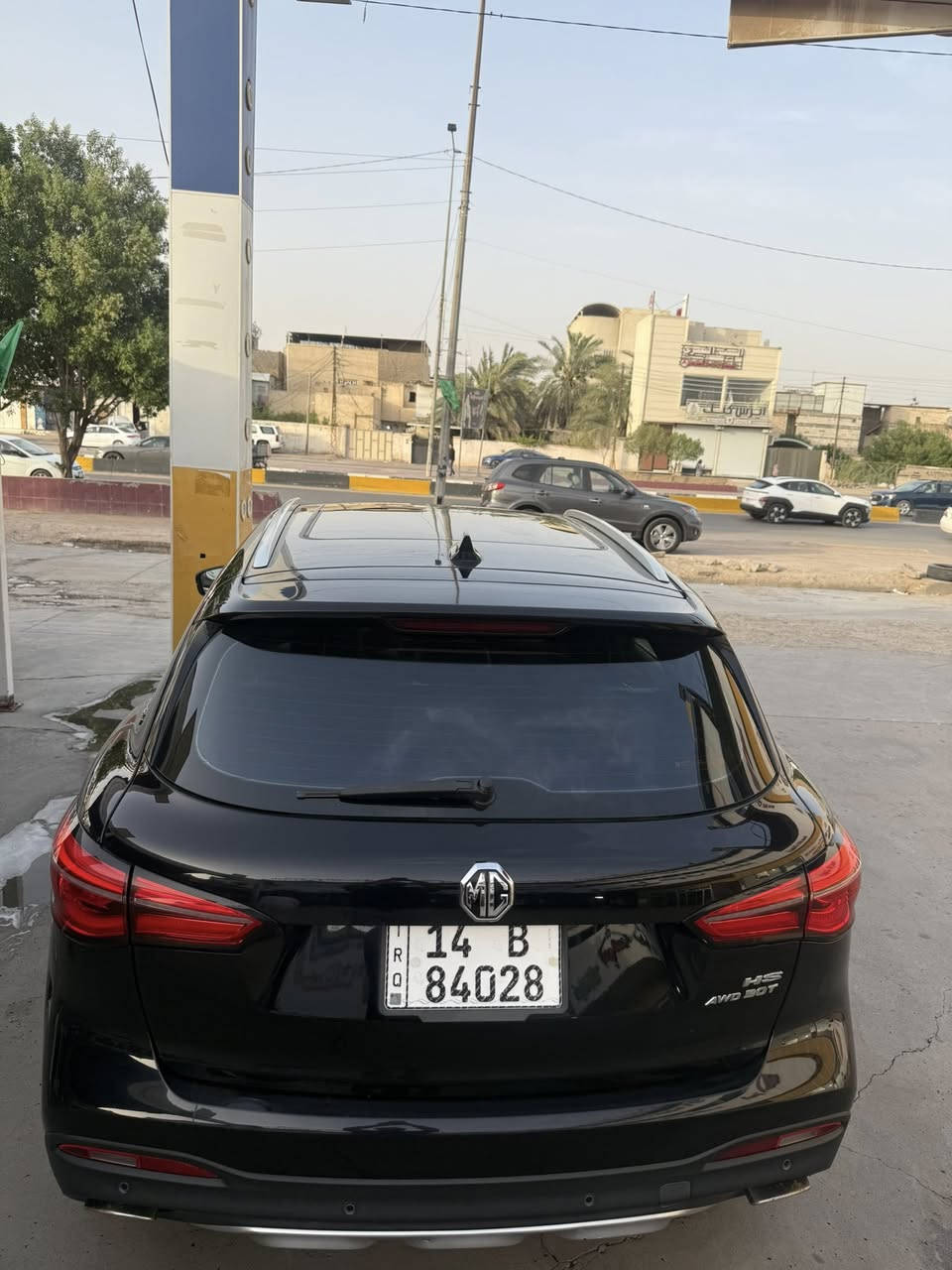 سلام عليكم سياره ام جي Hs مديل 2023 محرك 2000تيربو  سياره ب اسمي  رقم بصره وسعرها 134 وبيه مجال قليل مكاني البصره رقمي ***********
