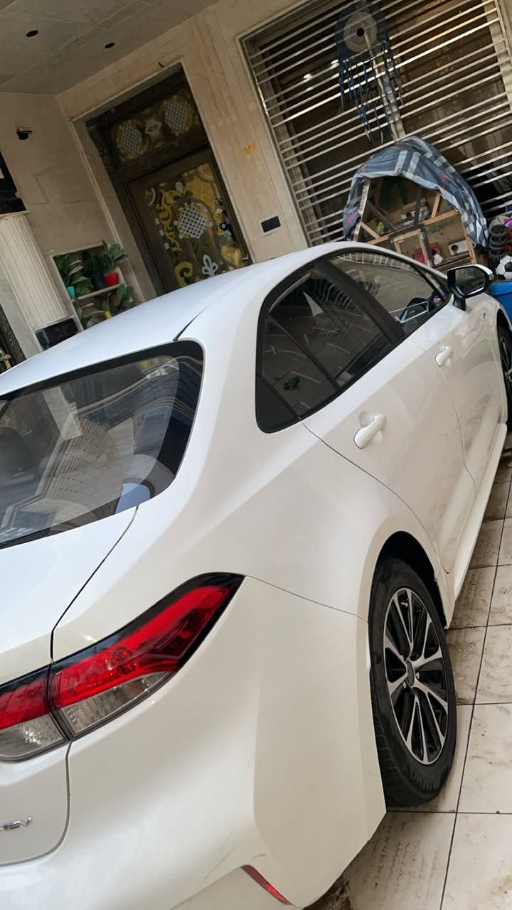 السلام عليكم للبيع كورلا هايبرد مرقم بغداد بأسمي 
ماشية 28 الف كيلو

كورلا 2024 شكل الامريكي هايبرد مكينة 1800HEV

كفالة عامة من التبديل والصبغ عدا طخة بالباب ومكحلهة فقط رقم بغداد الدولي الجديد

المواصفات 

مكينه 1800 هايبرد شحن ذاتي

سلايت 

كراسي جلد اصلي احمر + دركة جلد وحياكة

رادار + تحديد مسار طريق + قيادة ذاتيه 

قرائة علامات الطريق المرورية 

بصمة تشغيل + دخول ذكي يدة الباب 

هاندر بريك بصمة + اوتو هولد 

كيجات ديجتل 

شاشة مسجل كار بلي 

تبريد قطعتين

لايت زينون عالي ناصي + بروجكتر لد + لد صباحي زينون + بكلايت لد 

حساس اطار + حساس مطر + حساس لايت داينمك عالي ناصي اوتو 

ايفو مود + مود درايف + مانع انزلاق 

تحكم ستيرن كامل مع كروس سرعة 

ايرباك عدد 10

ويل كب حجم 16

السعر 148$

‎*********** - بغداد السيدية
