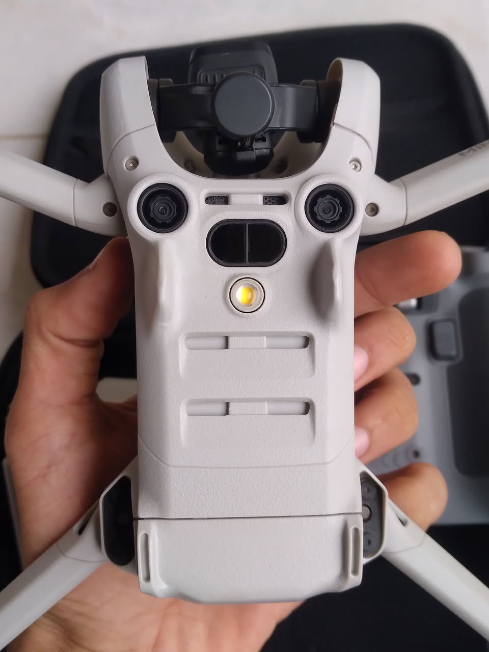 السلام عليكم  dji mini 4 pro
بطاريات ثنين شاشه سمارت درون نضيفه ماطايره هواي 
السعر 1190 مكاني واسط الكوت اي استفسار اكثر خاص او 

***********
