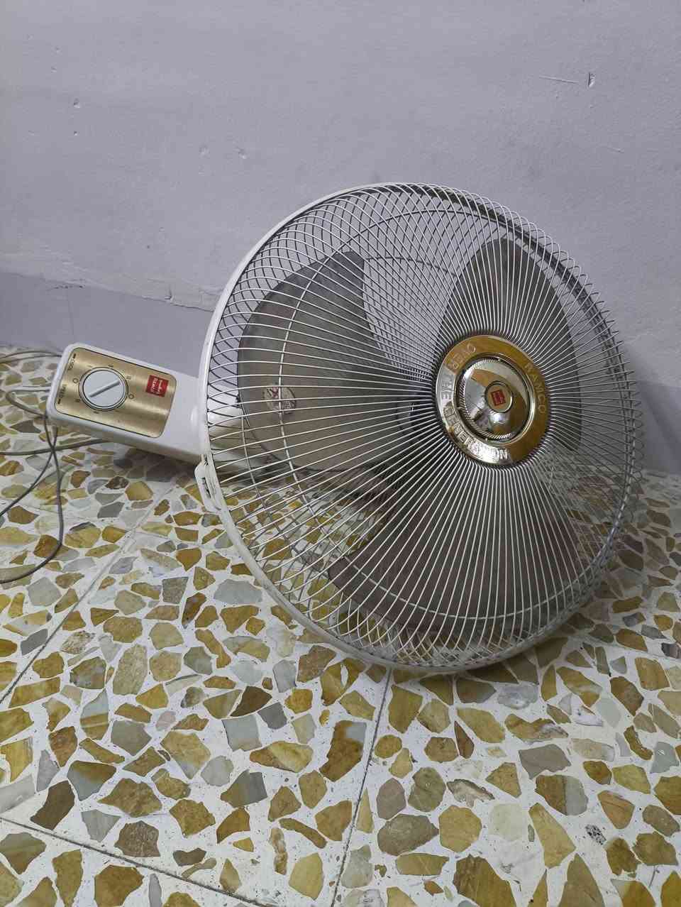 بانكه رانكو جديدة جذارية سعر 45  وبيها مجال


**إذا كنت صاحب هذا الإعلان وتريد حذفه لأي سبب، رجاءا أرسل رسالة إلى الدعم الفني**