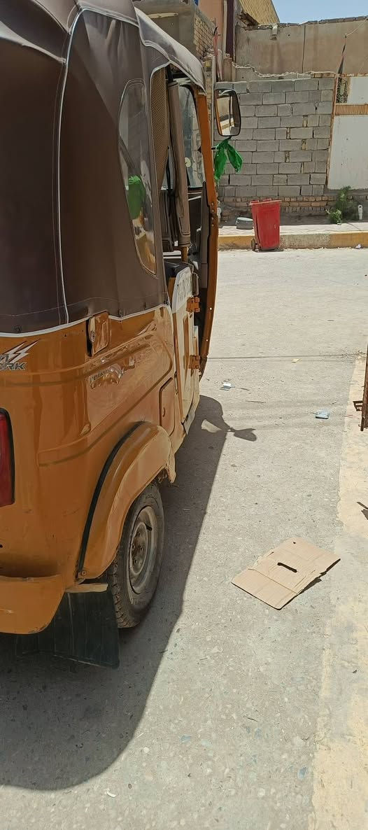 السلام عليكم تكتك للبيع موديل  21 شهر 11 تكتك بيه ضربه لغد محرك مجفت مره واحده تجفيت شركه والباقي مكفول كفاله عامه السعر 7 ونص  بيه مجال قليل مكاني قضاء النصر الاستفسار على هذه الرقم  ***********

