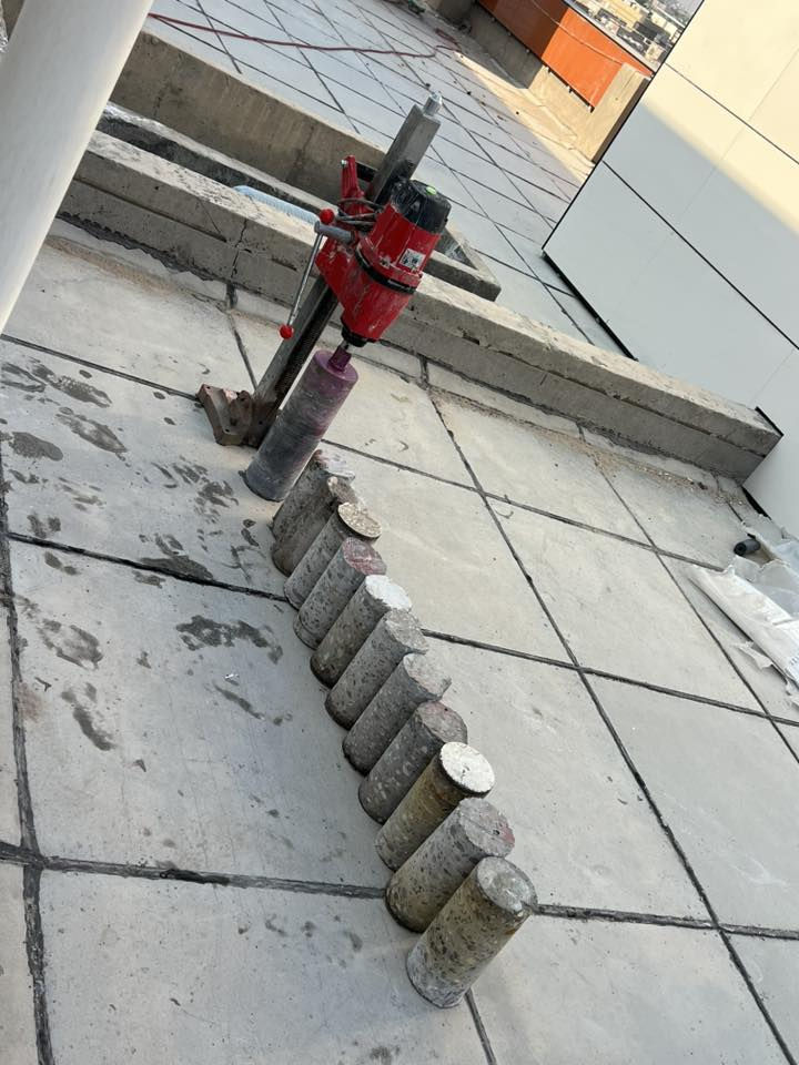 كور التثقيب وقص الكونكريت والصب وعمل فتحات سبالت وفتحات صاروخيه وفتحات مرازيب  وفتحات المجاري التعليك العمل داخل البصره فقط الاستفسار ع وتساب ***********
