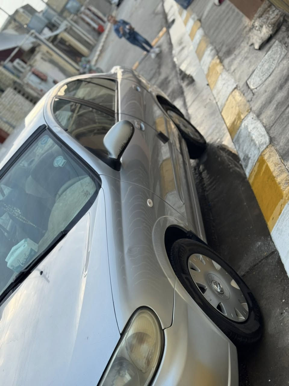 نيسان سني ياباني موديل ٢٠١١ 
داخل صاج 

سنويه نهايه ال ٢٩باسمي 

رقم سلميانيه نكليزي 

‏محرك ١٦٠٠ قبق ابيض مكفول 

تبريد ثلج 

مكفول صدر امامي خلفي 

قطعه صبه في الباب الامامي بصف السائق بدون دواخل 

بارد في الجاملغ الخلفي قدر اصبع 

باقي السياره مكفوله اللون سلفر تخم تاير 

السعر ١٠٥ ورقه 

الرقم:***********

واتساب :***********
