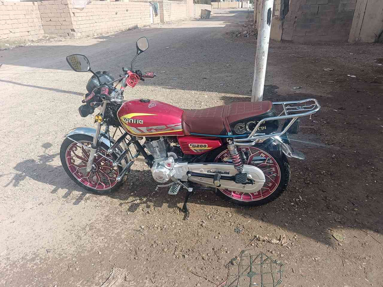 يا الله موطور سيفان 24محرك 200 منفيس مكفول من كلشي كهربائية كله شغله ودشفول ابو عرض فيديوو  سعره 850وبي مجال الاستفسار ***********
